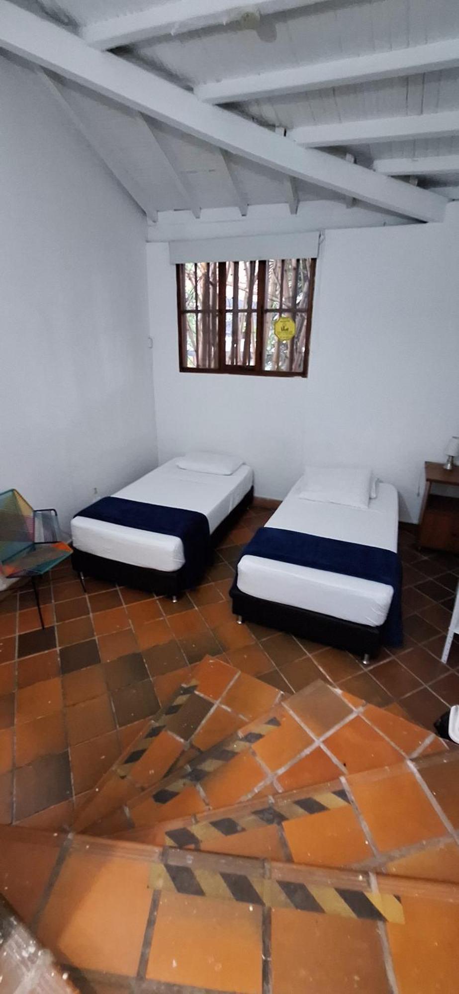 Yolo Hostel Medellin Exterior photo